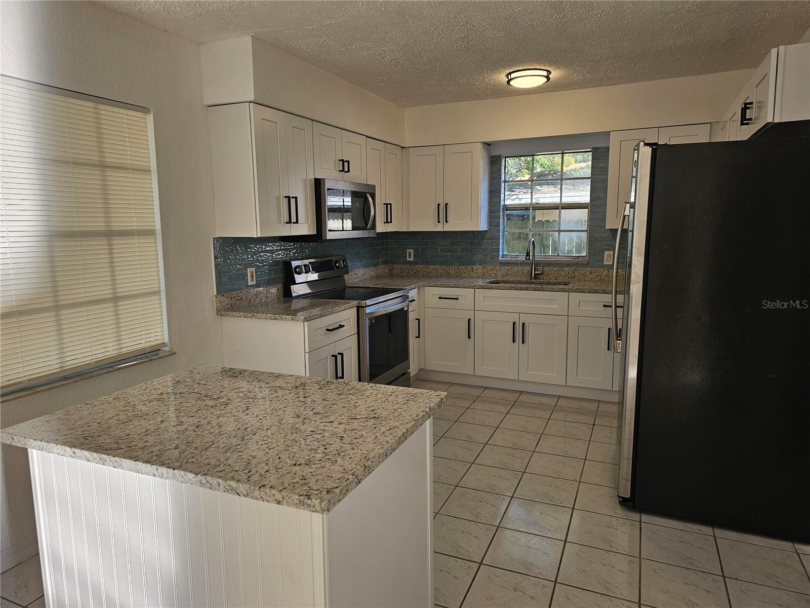 COUNTRY CLUB HEIGHTS UNIT 1 - Residential