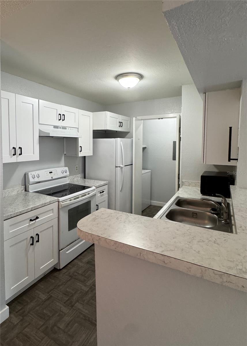 REGENCY GARDENS - Residential