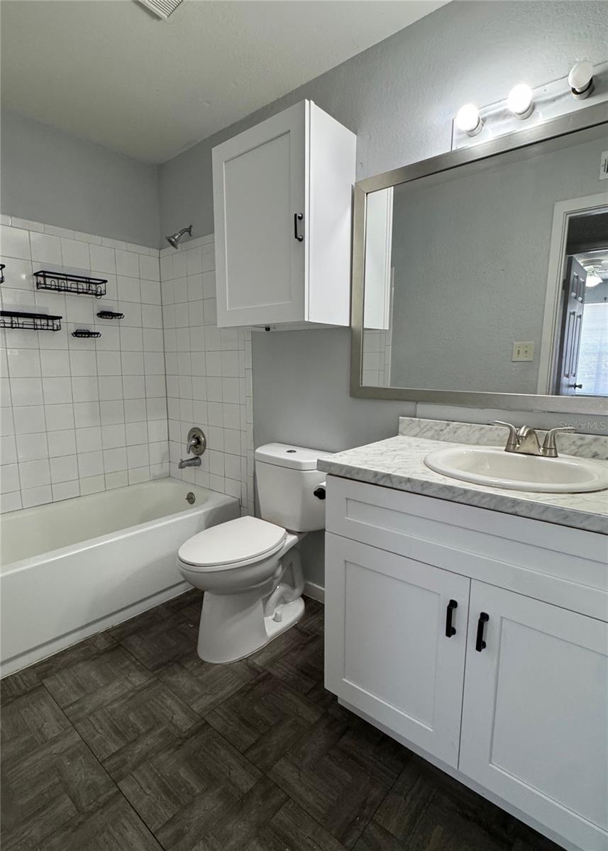 REGENCY GARDENS - Residential