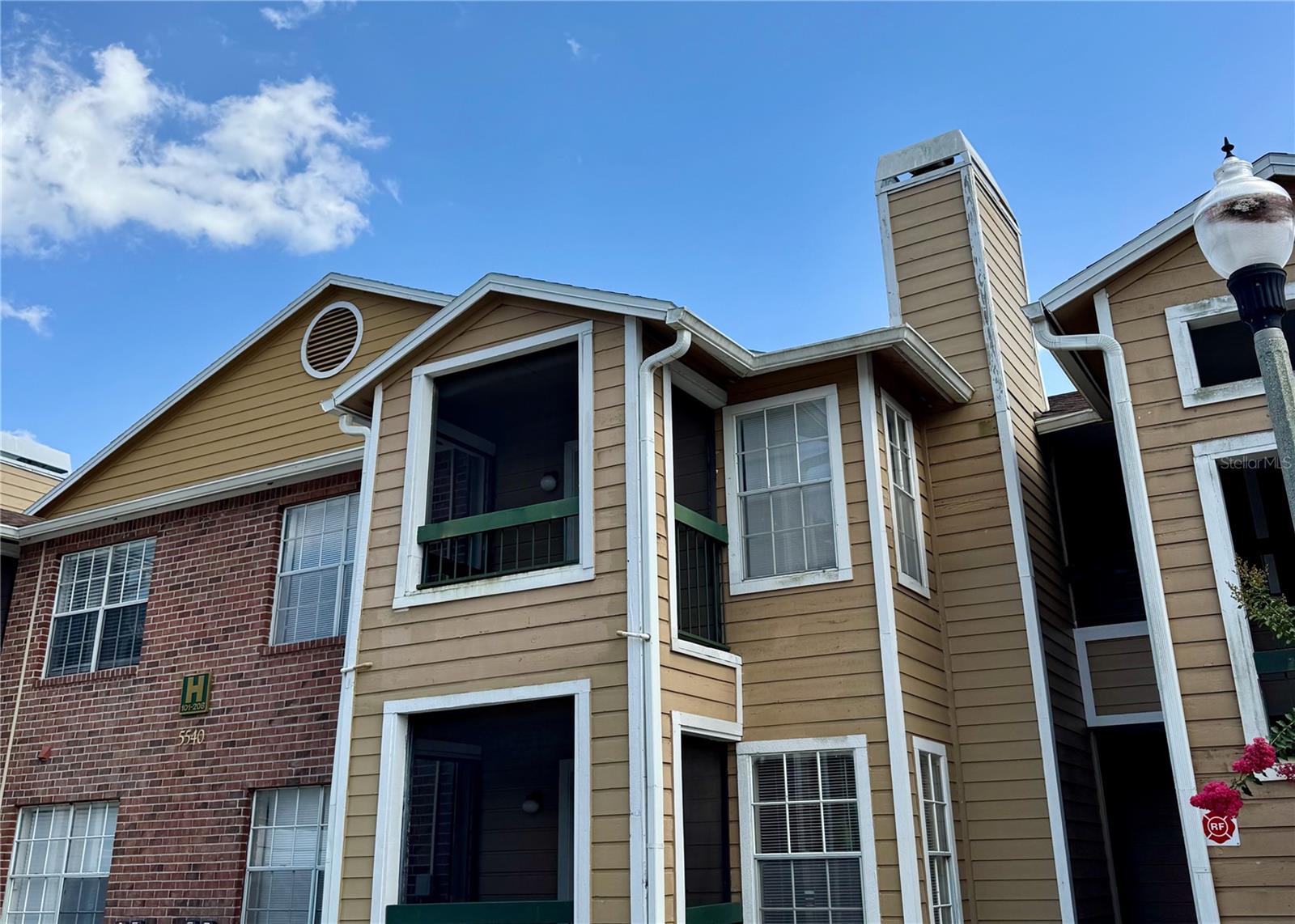 REGENCY GARDENS - Residential