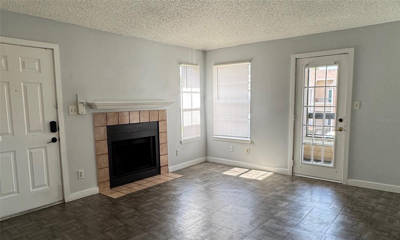 REGENCY GARDENS - Residential