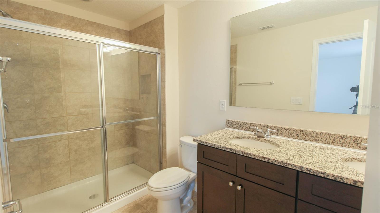 WATERLEIGH PH 2B - Residential Lease