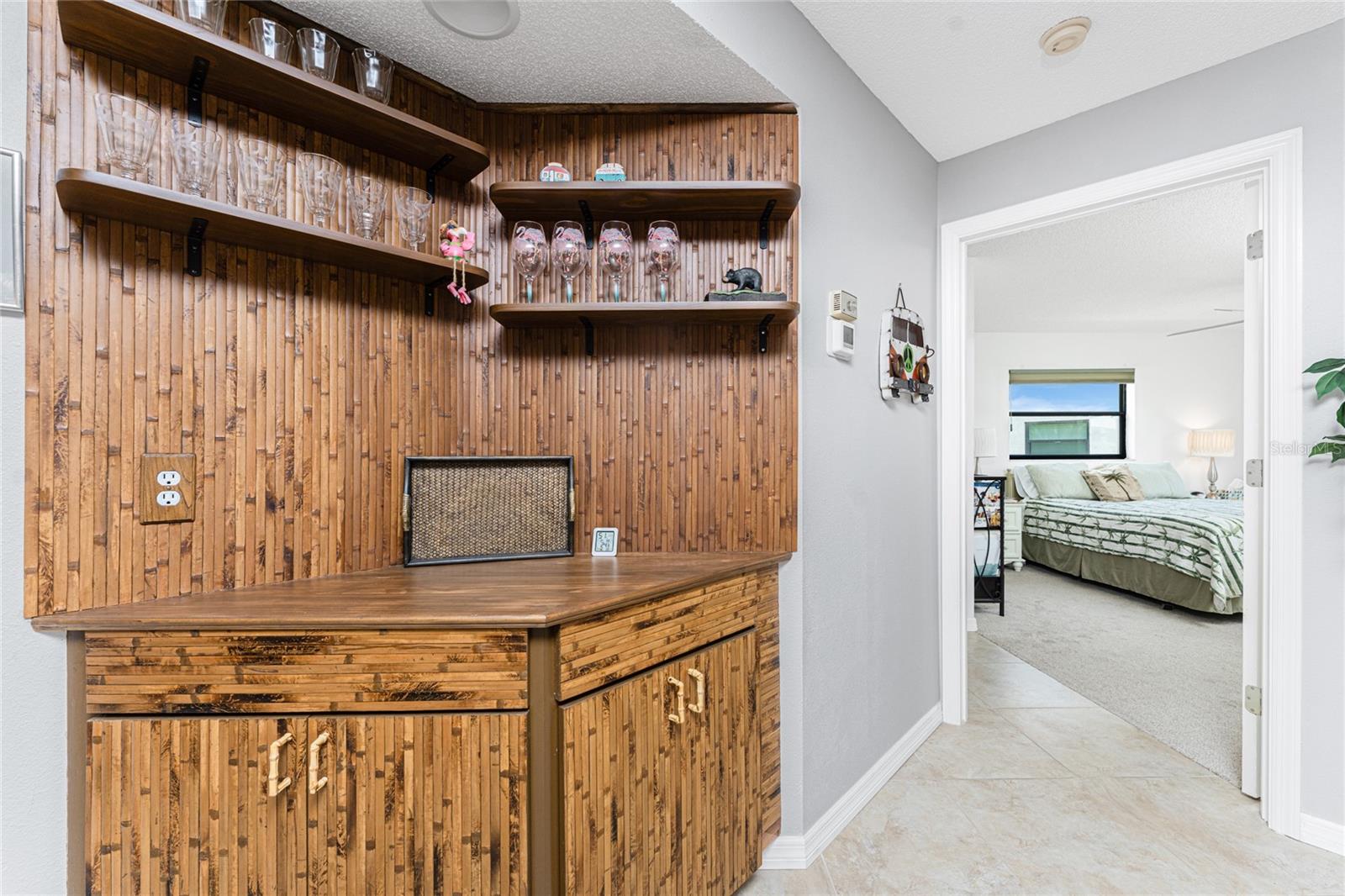 PINE HOLLOW - Residential