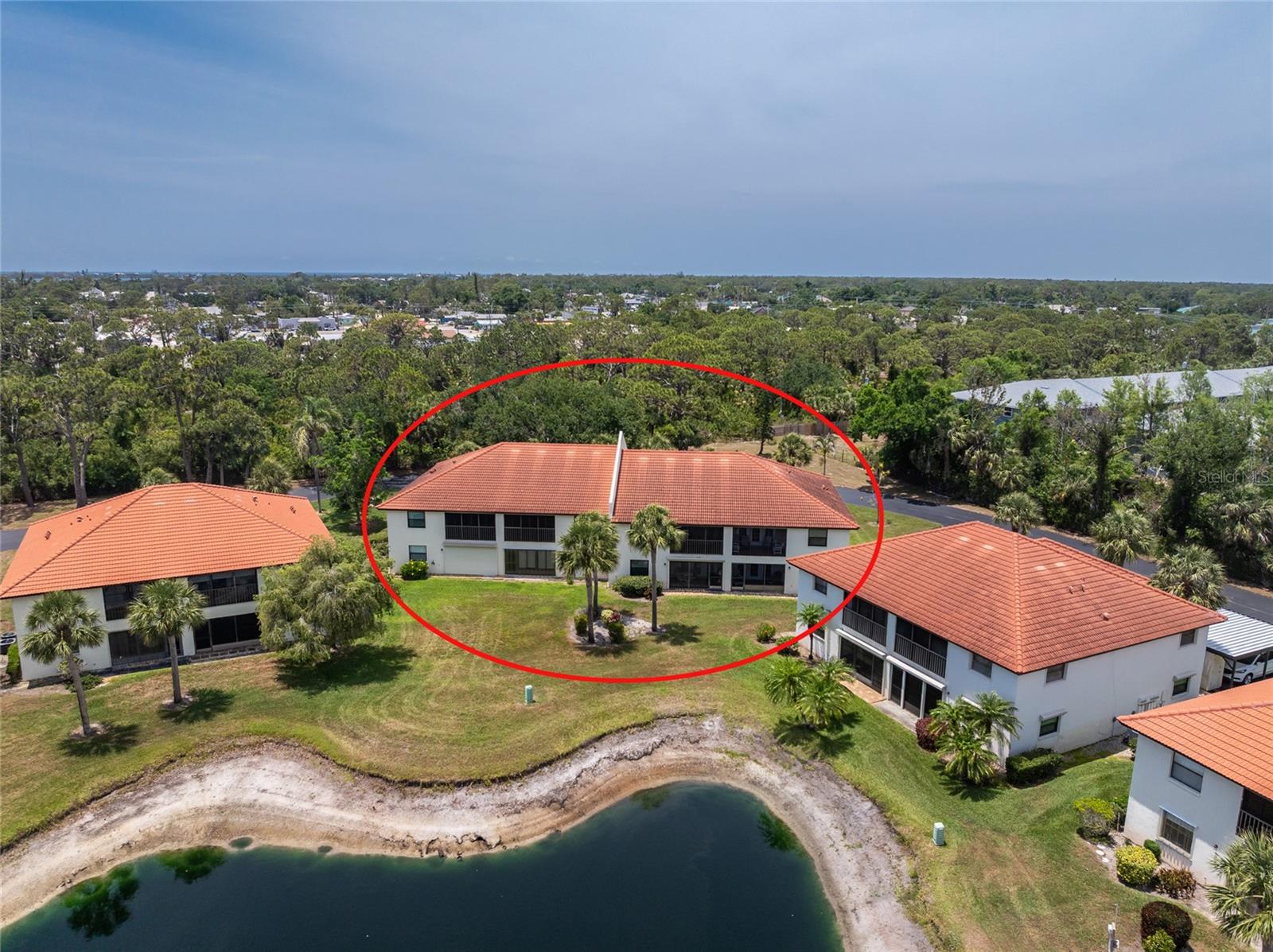 PINE HOLLOW - Residential
