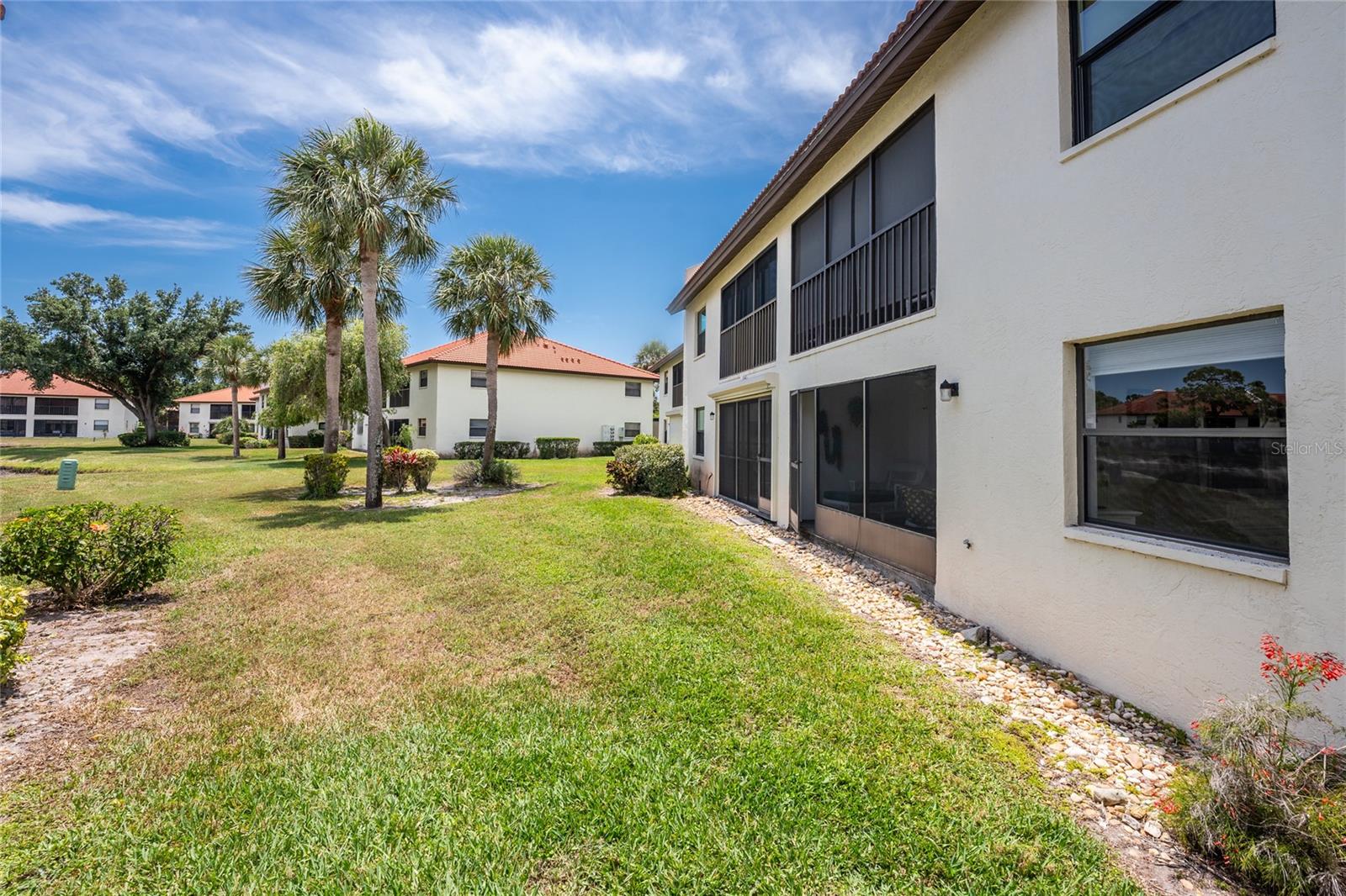 PINE HOLLOW - Residential