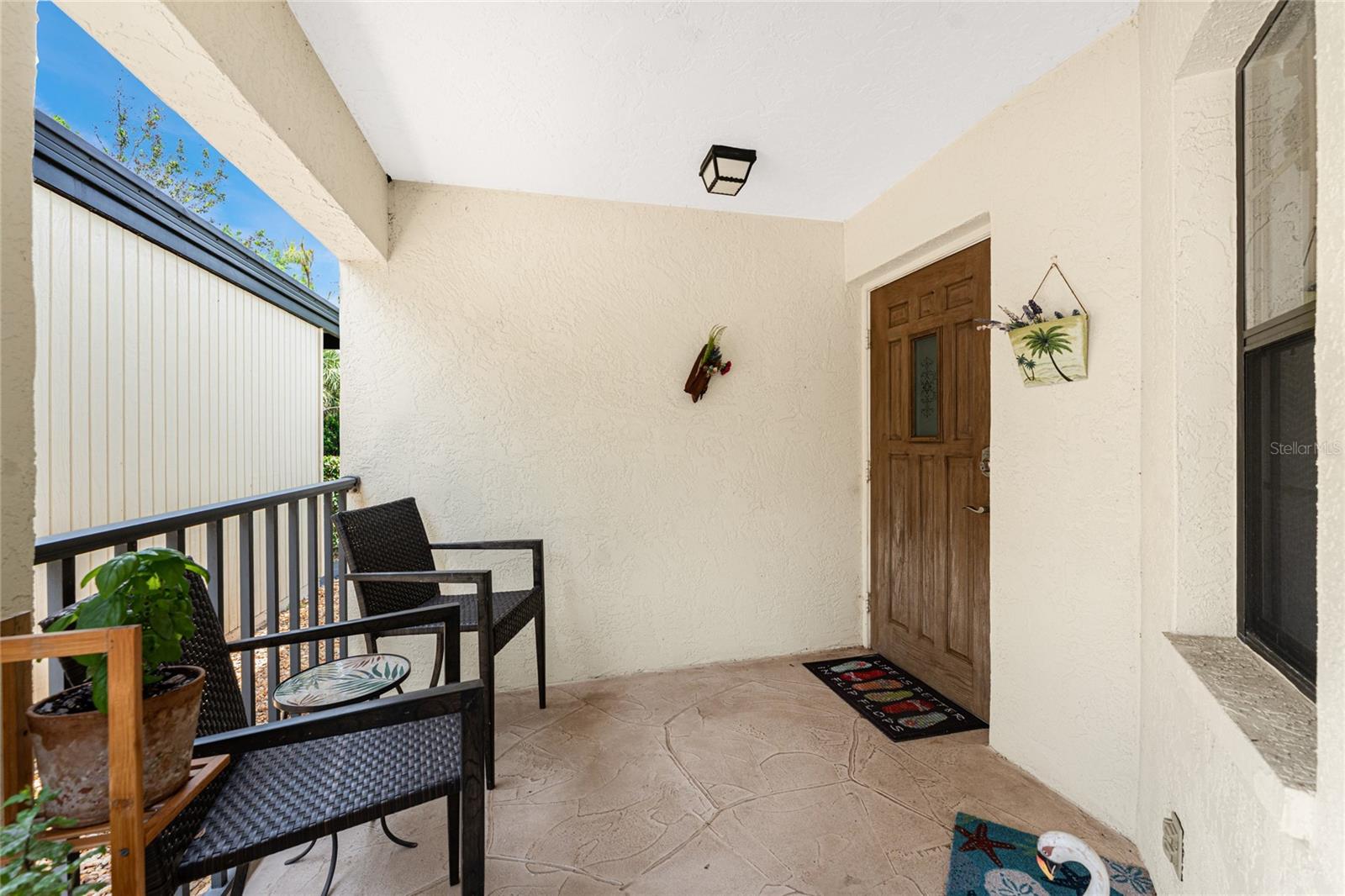 511 PINE HOLLOW CIRCLE 511