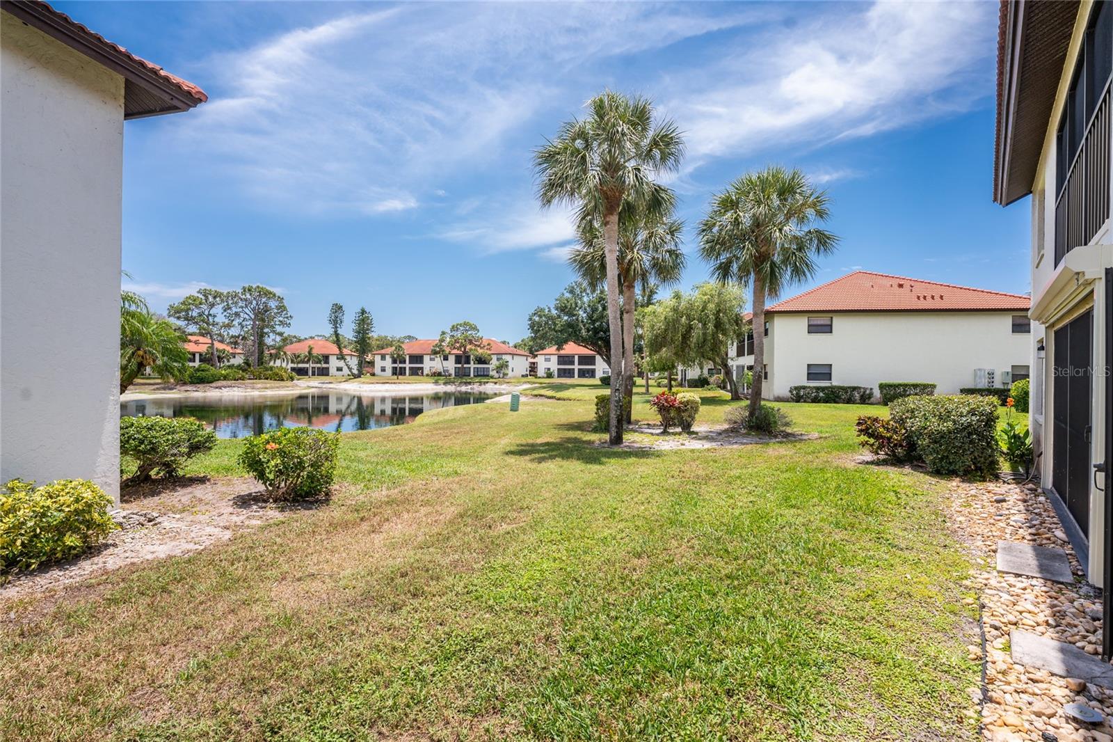 PINE HOLLOW - Residential