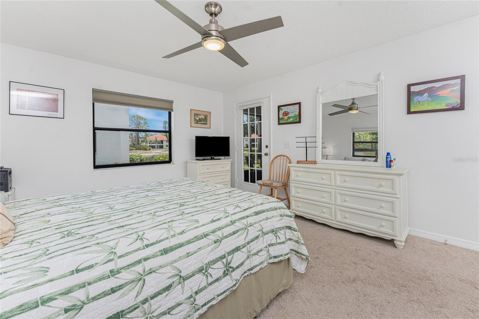 PINE HOLLOW - Residential