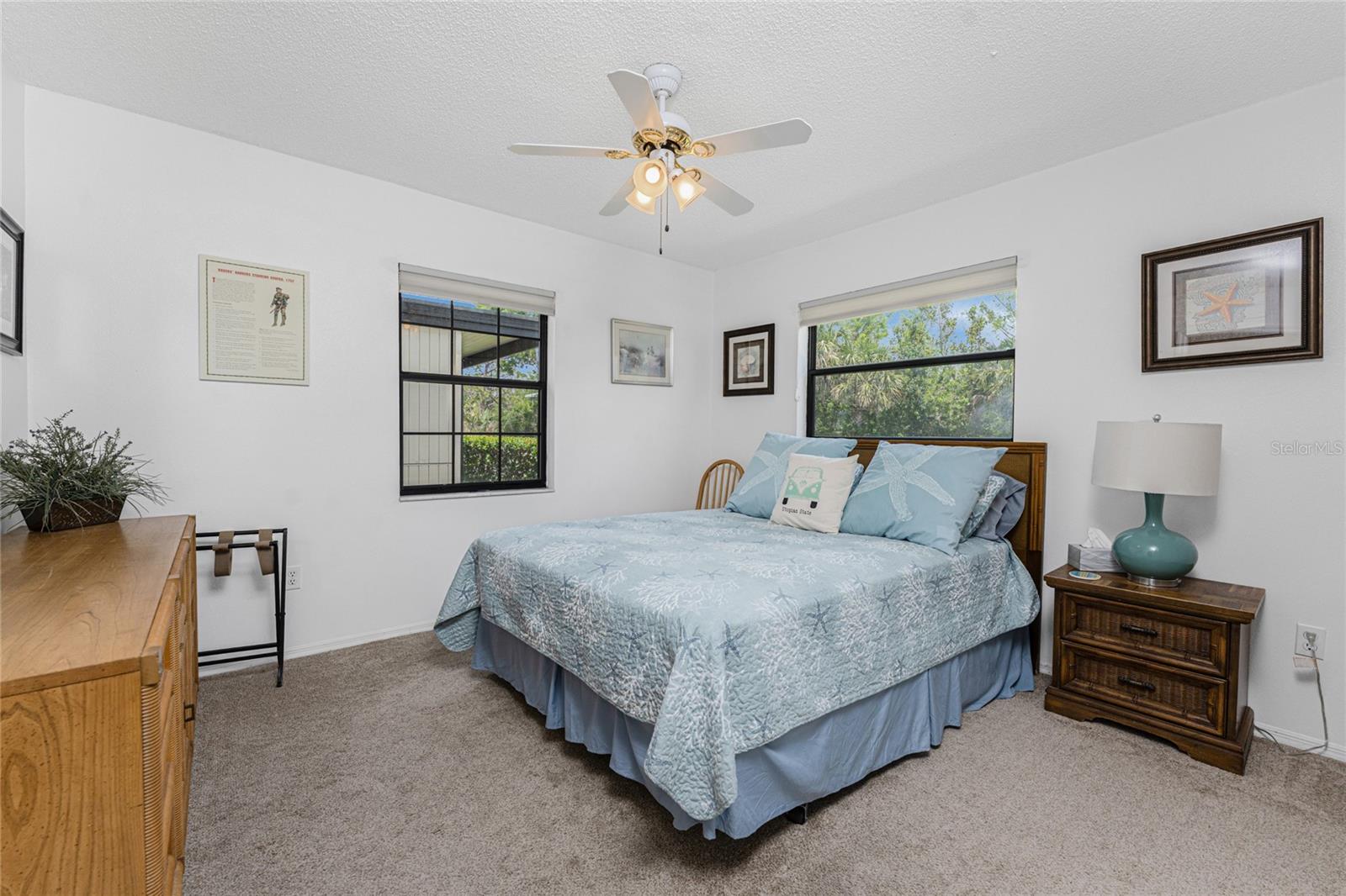 PINE HOLLOW - Residential