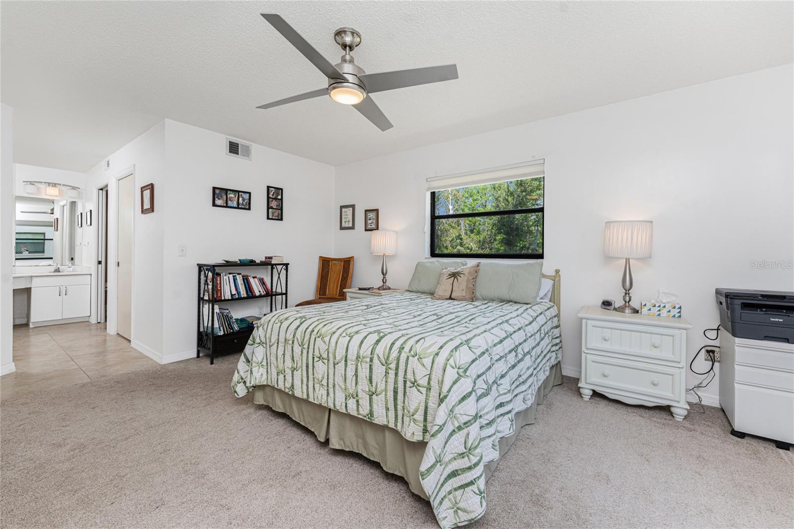 PINE HOLLOW - Residential