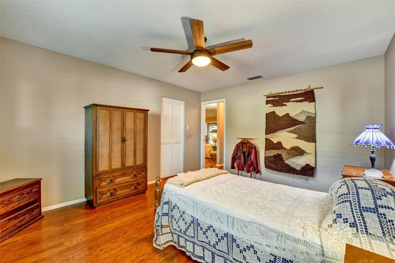 HERITAGE LAKE - Residential