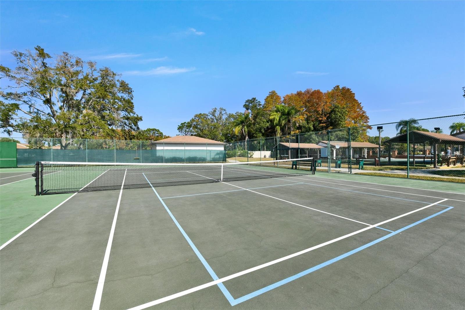 HERITAGE LAKE - Residential