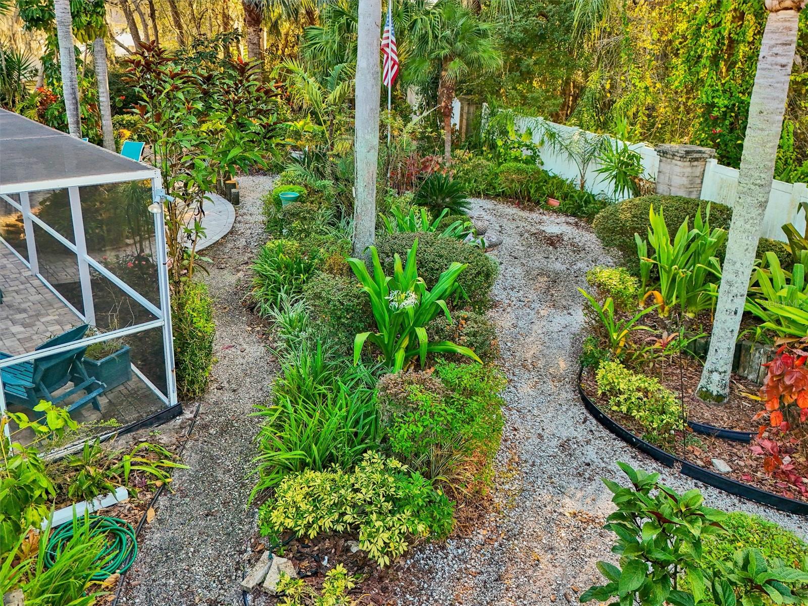 HERITAGE LAKE - Residential