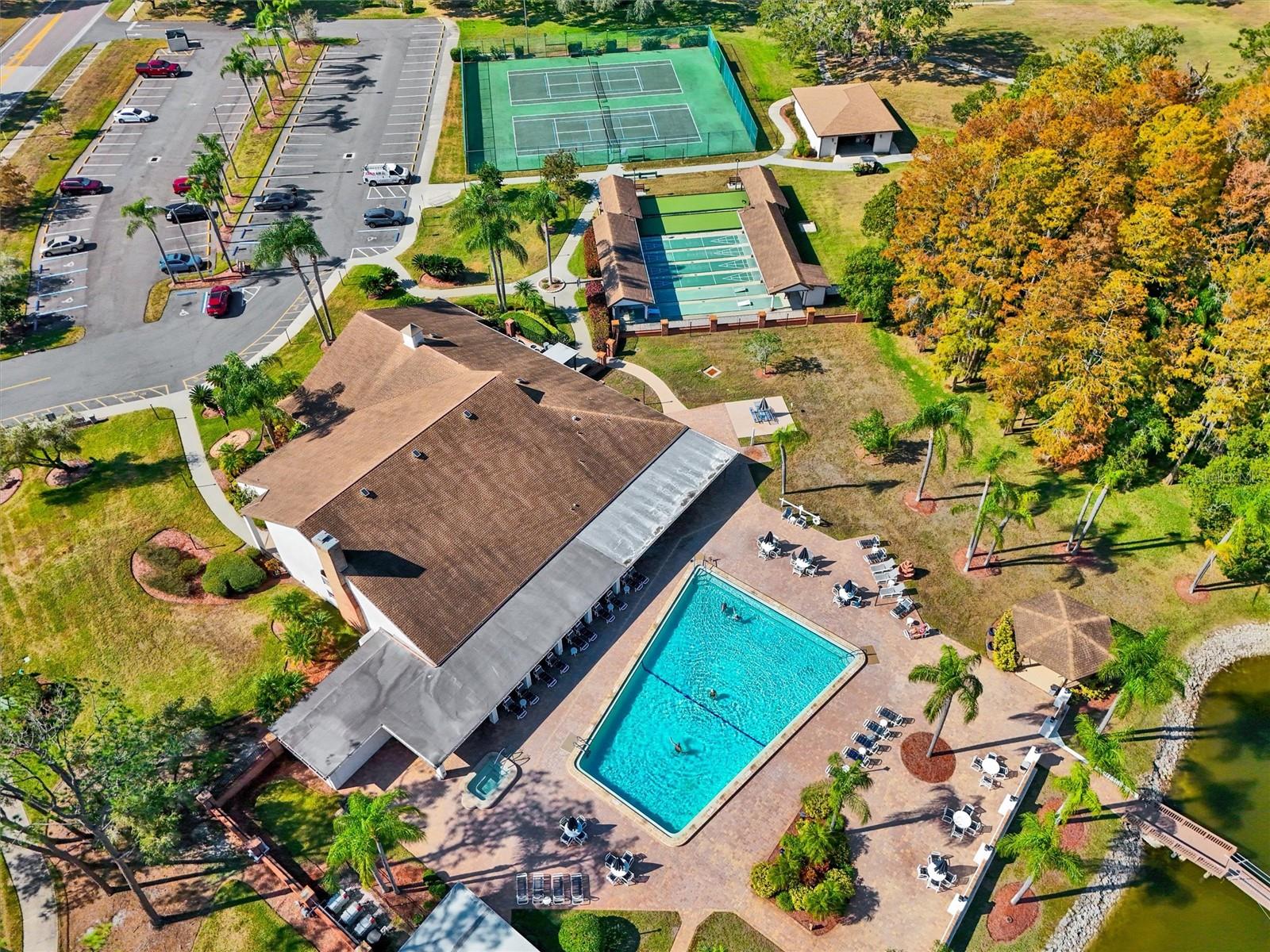 HERITAGE LAKE - Residential