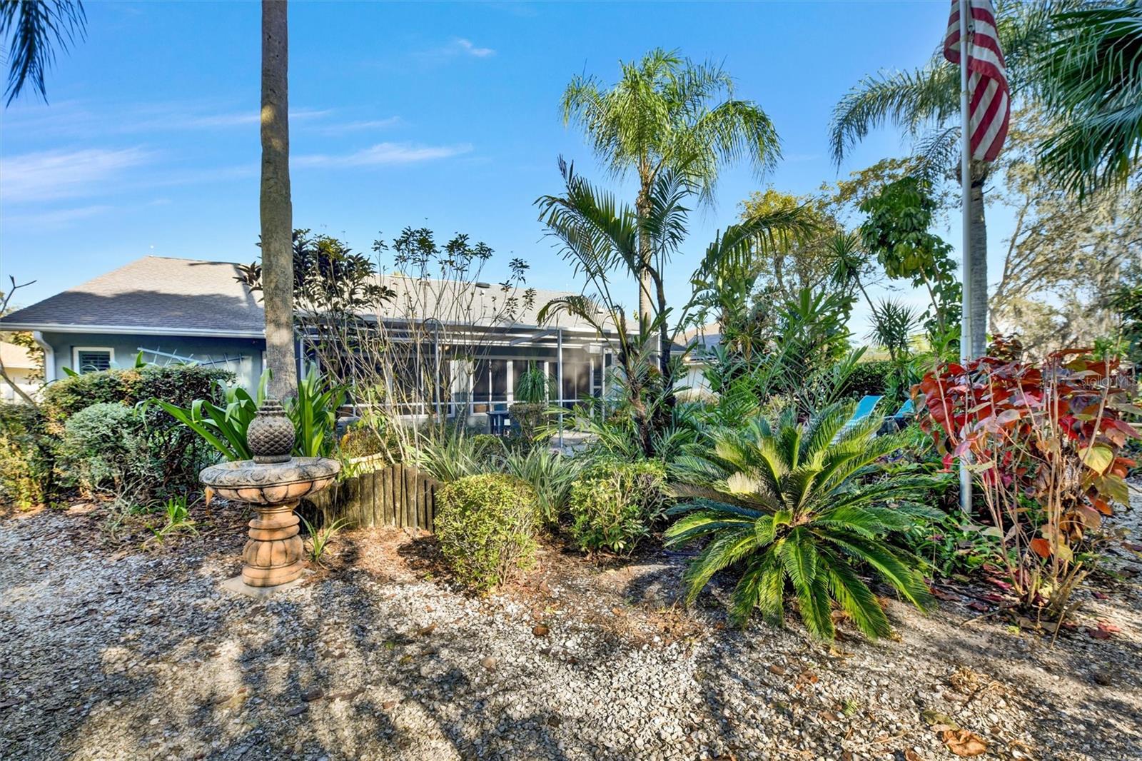 HERITAGE LAKE - Residential