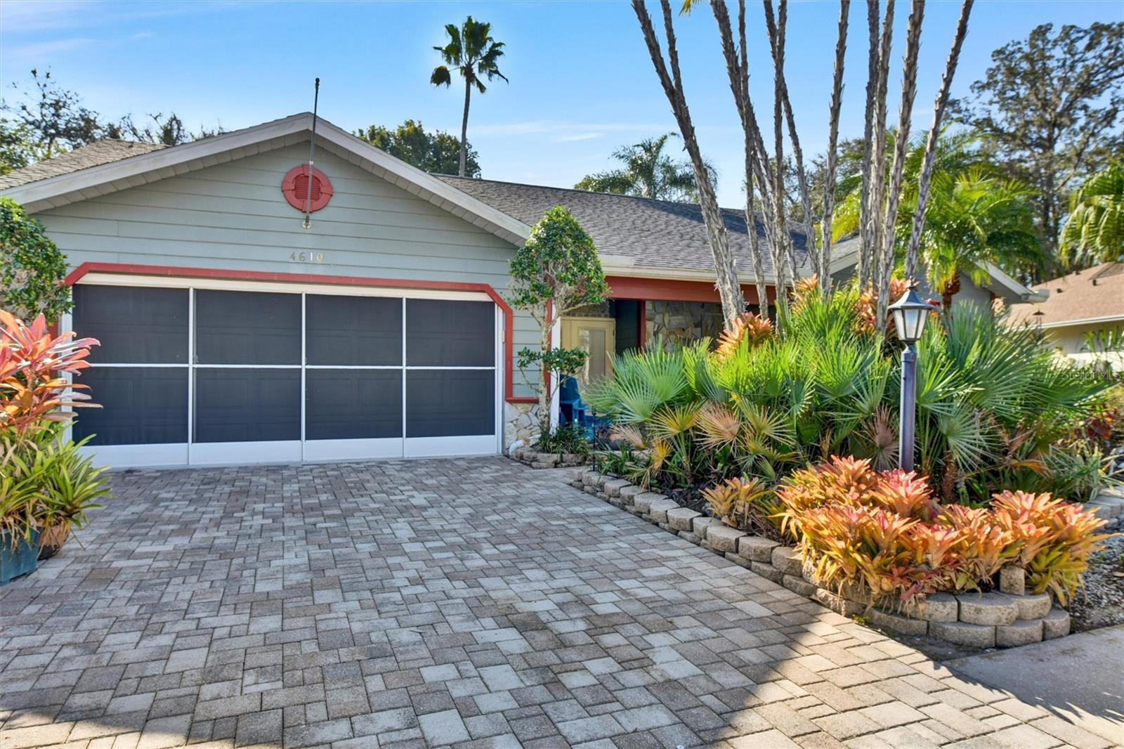 HERITAGE LAKE - Residential