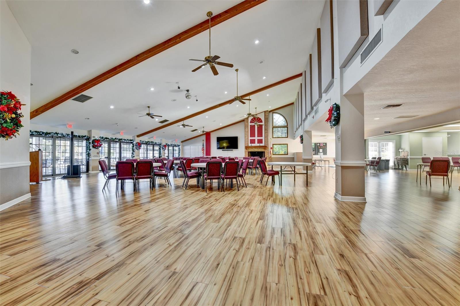 HERITAGE LAKE - Residential