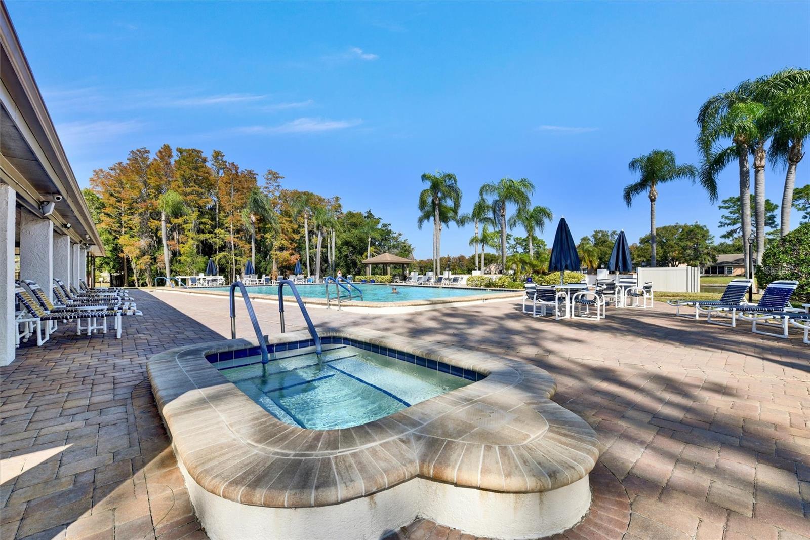 HERITAGE LAKE - Residential