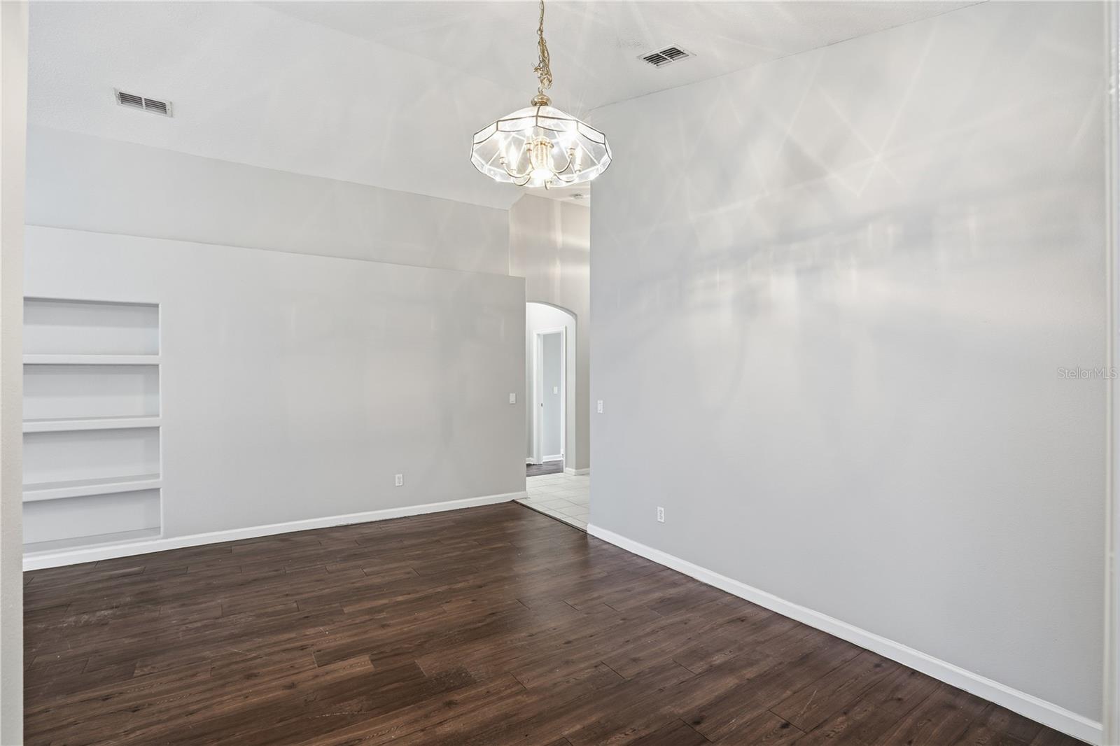 WESTON HILLS SUB - Residential