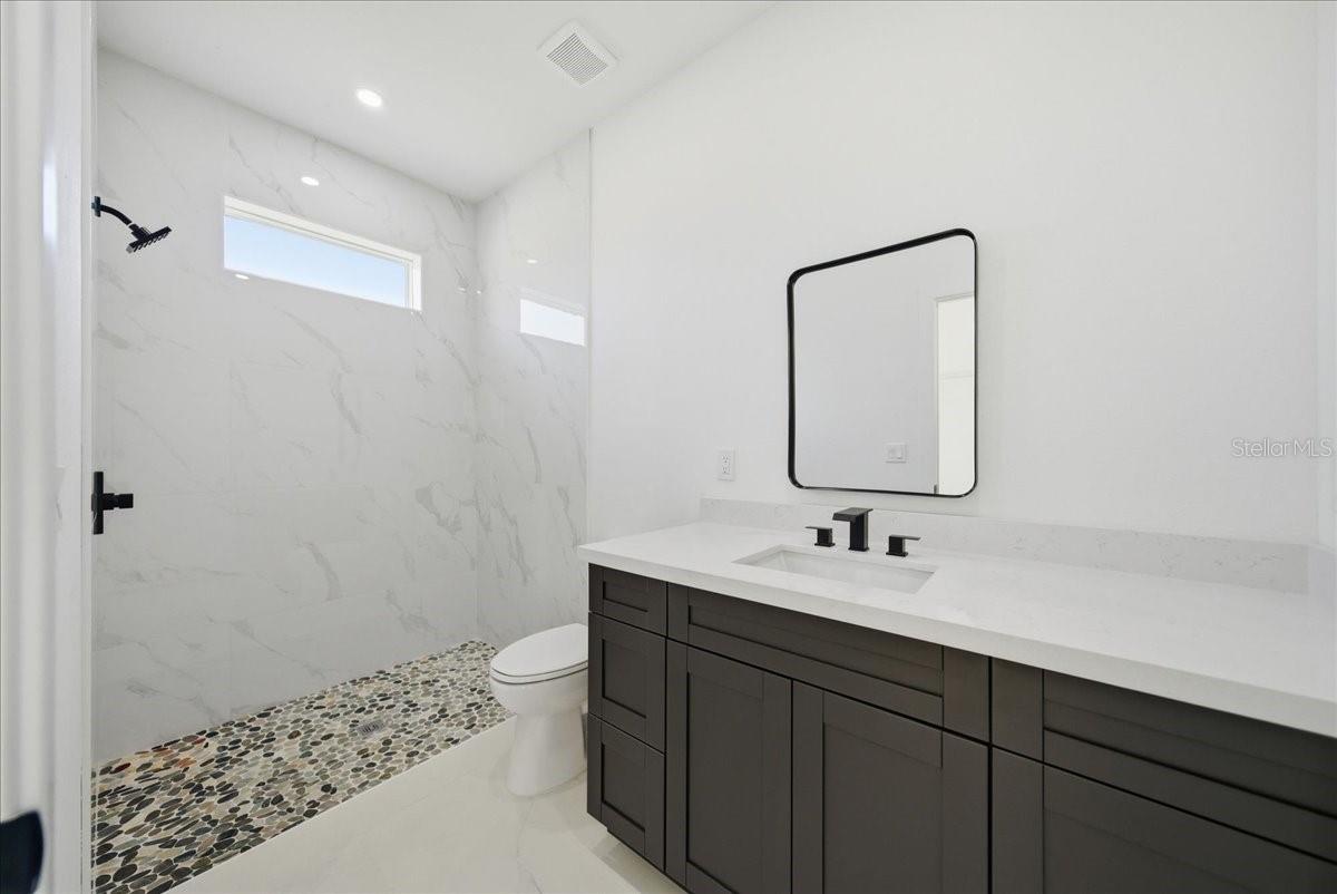 AVON PARK LAKES - Residential