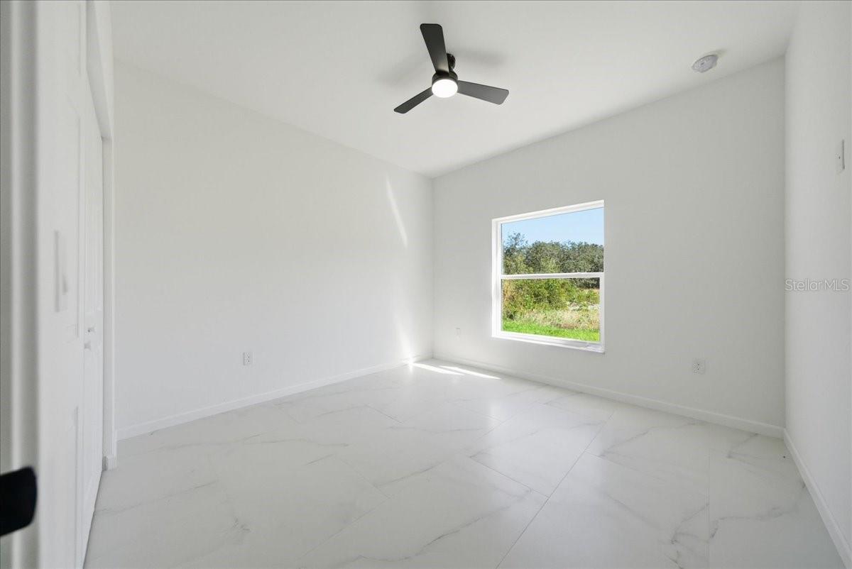 AVON PARK LAKES - Residential