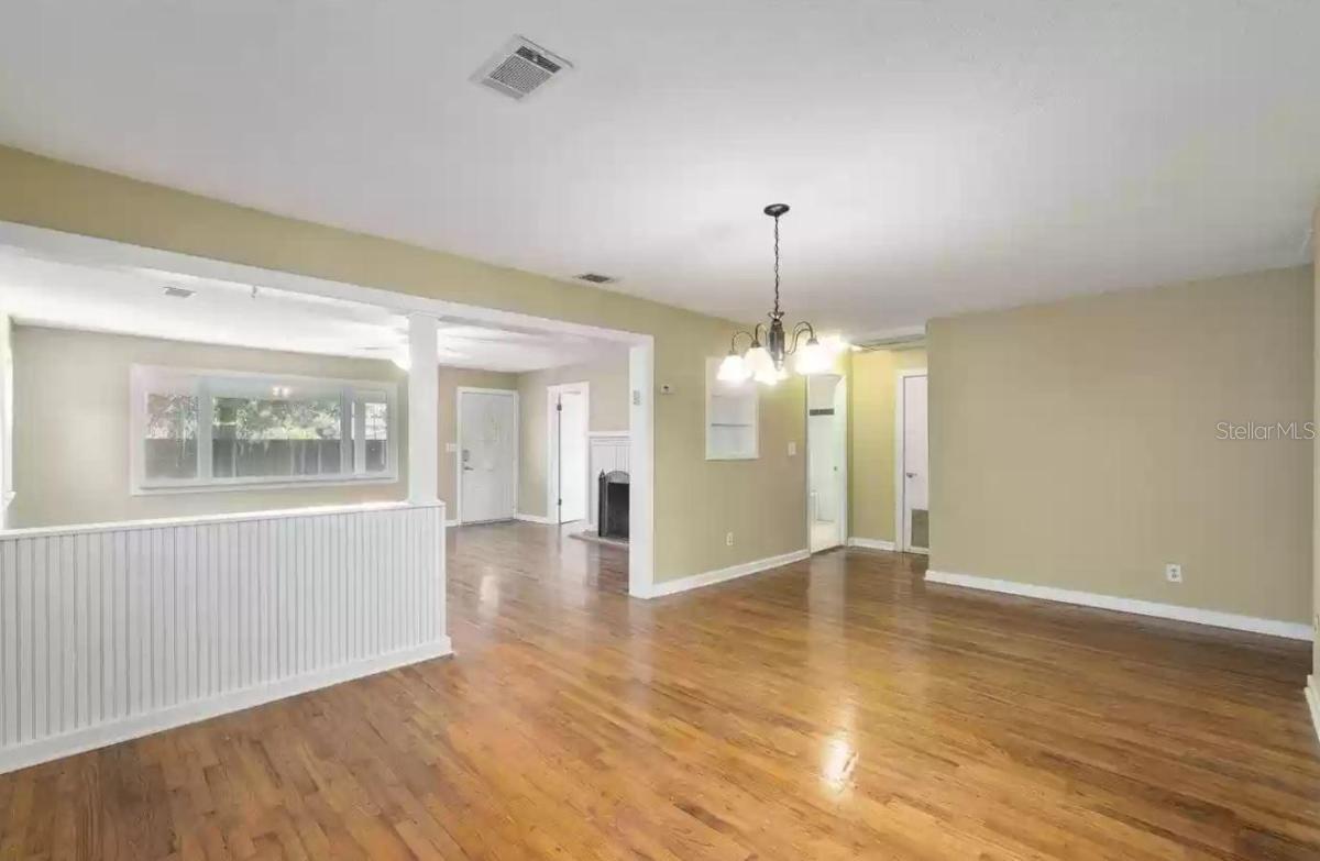 MISTY OAKS - Residential