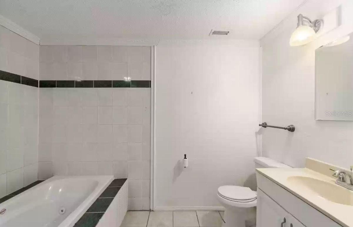 MISTY OAKS - Residential