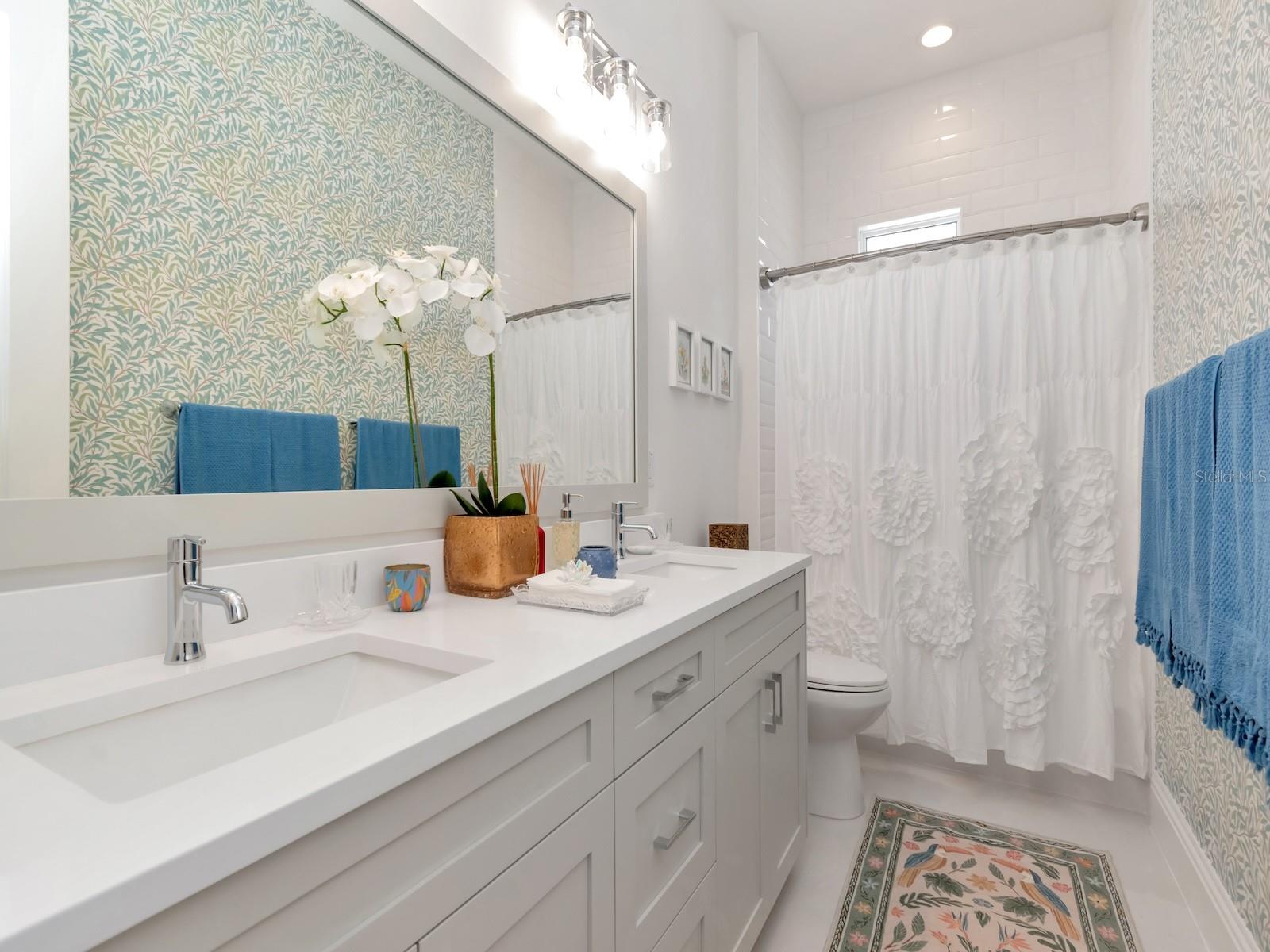 SUNSET PARK - Residential