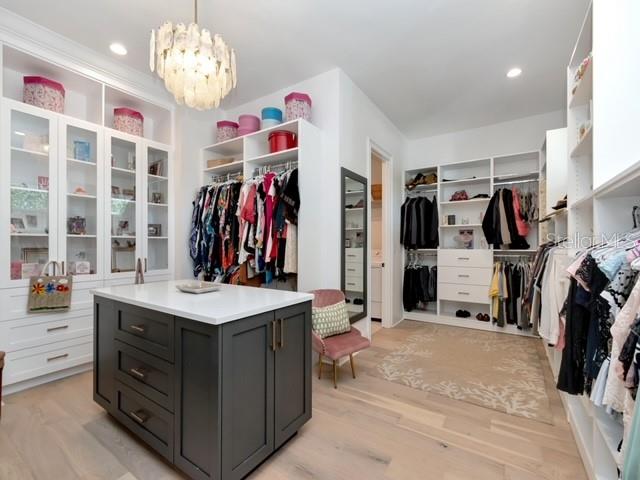 SUNSET PARK - Residential