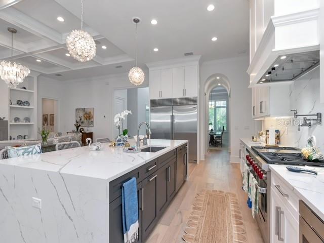 SUNSET PARK - Residential