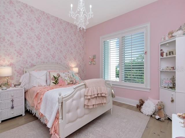 SUNSET PARK - Residential