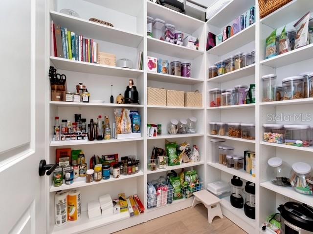 SUNSET PARK - Residential