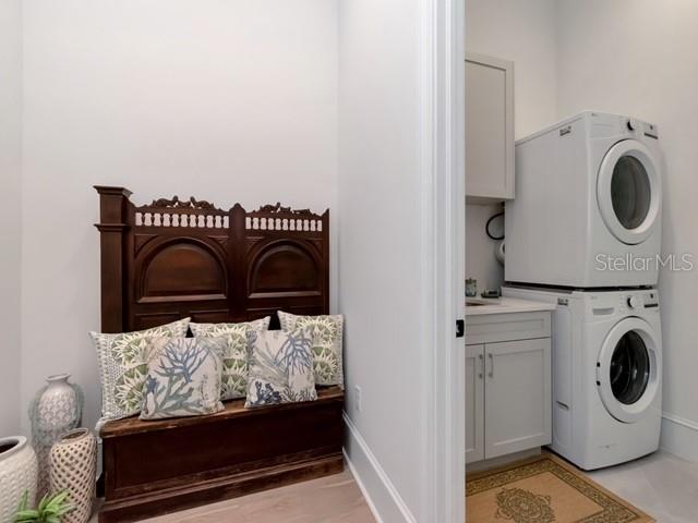 SUNSET PARK - Residential