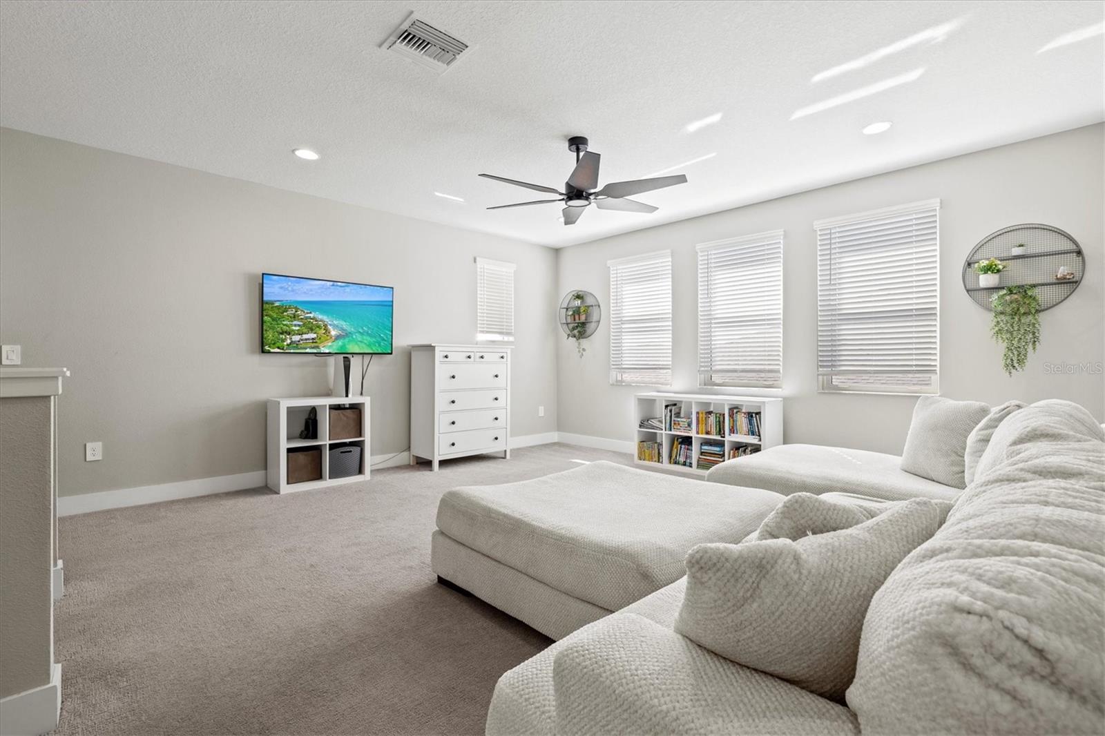 PROMENADE ESTATES PH I - Residential