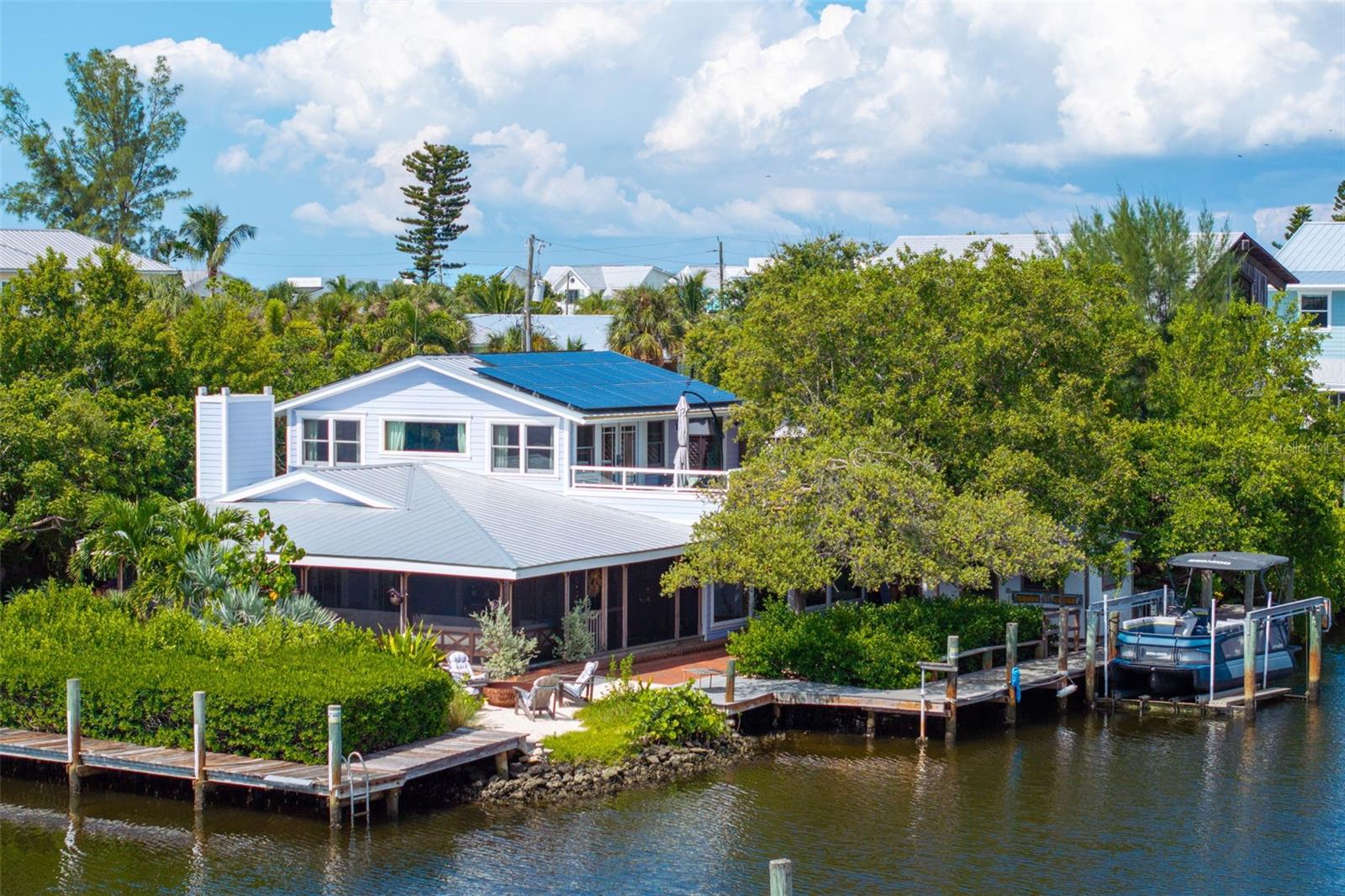 511 SOUTH DRIVE