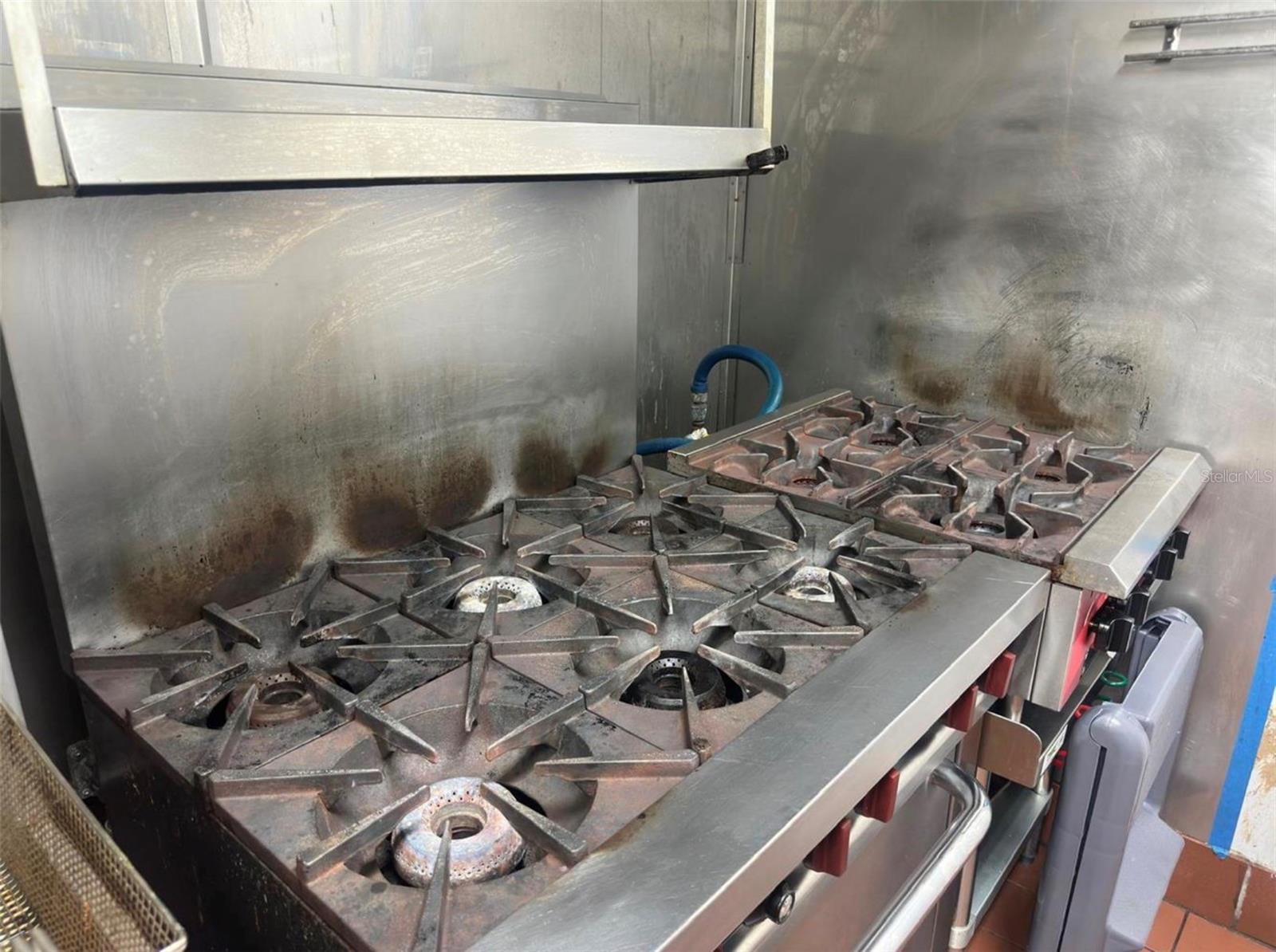 517 N SEMORAN BOULEVARD