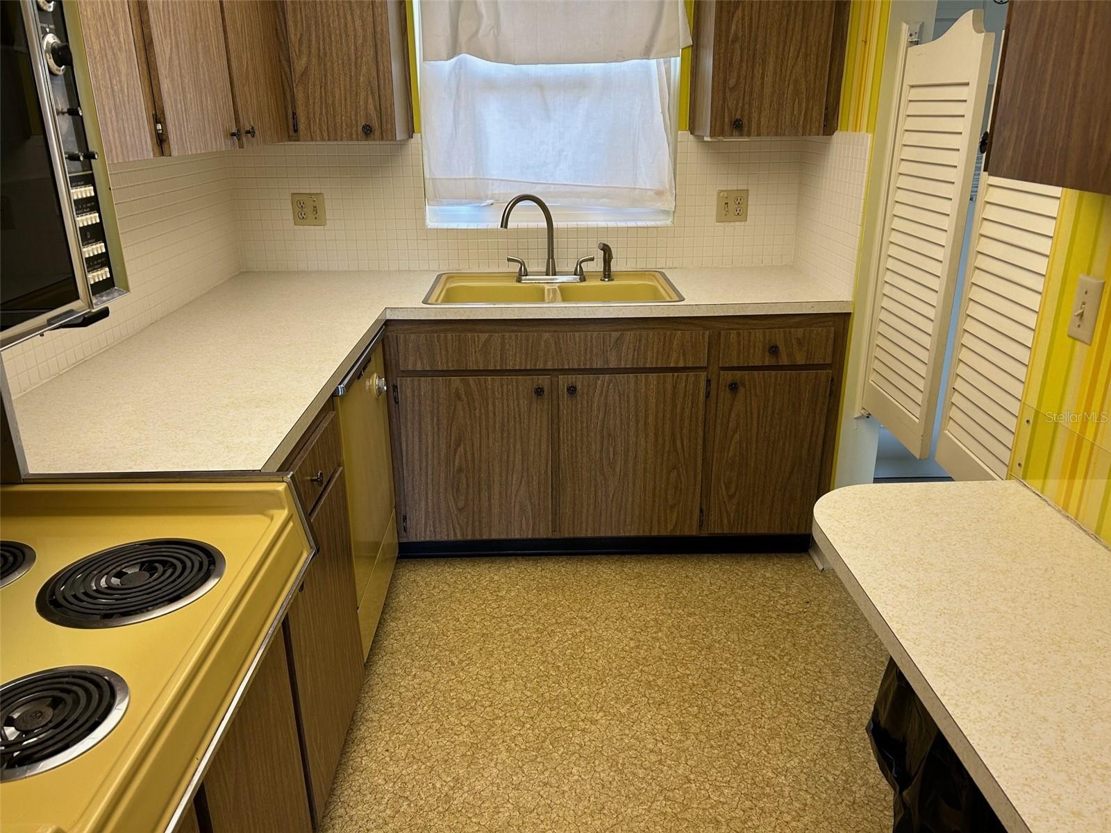 REGENCY WEST APTS CONDO - Residential