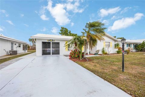 Photo of 3801 Chinaberry Rd, Bradenton, FL 34208 (MLS # A4680277)