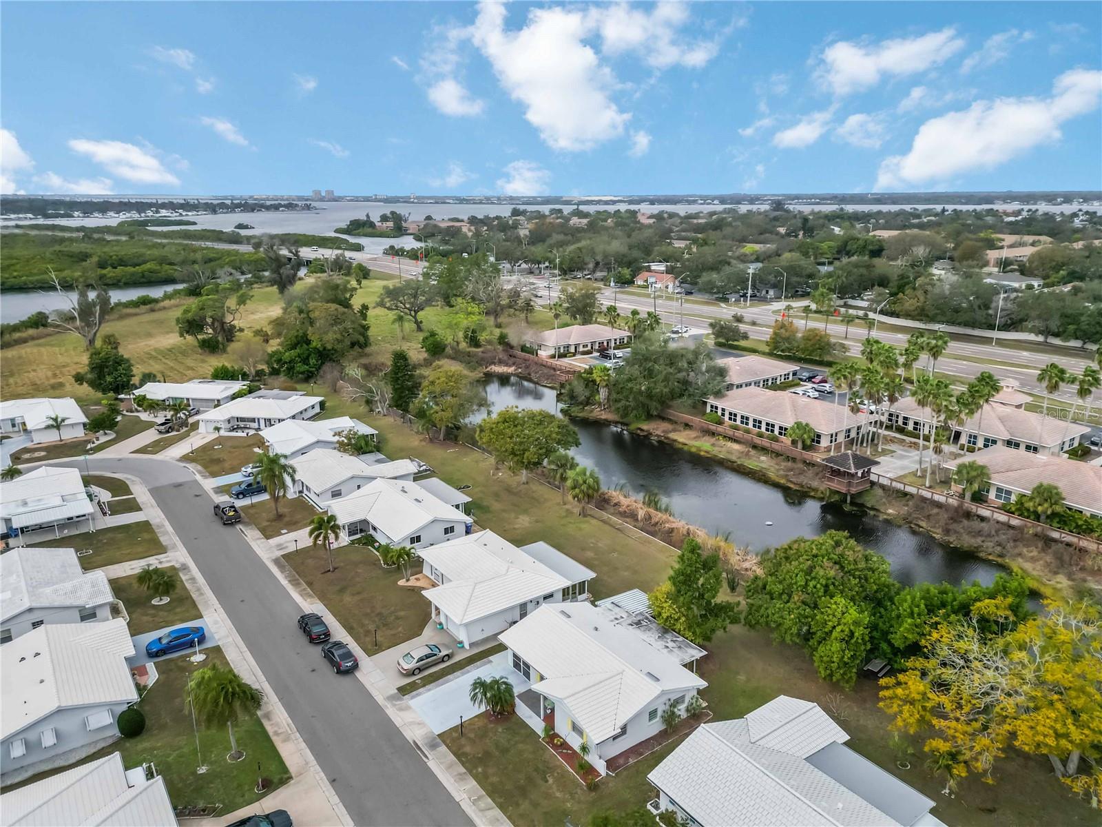 RIVER ISLES - Residential