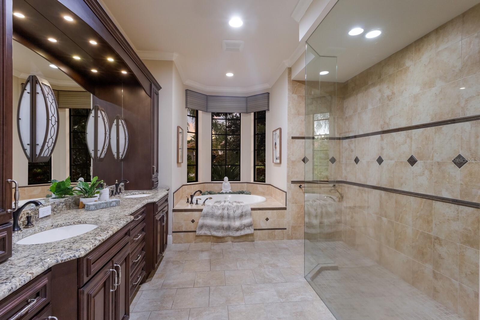 COUNTRY CLUB EAST AT LAKEWOOD RANCH - Residential