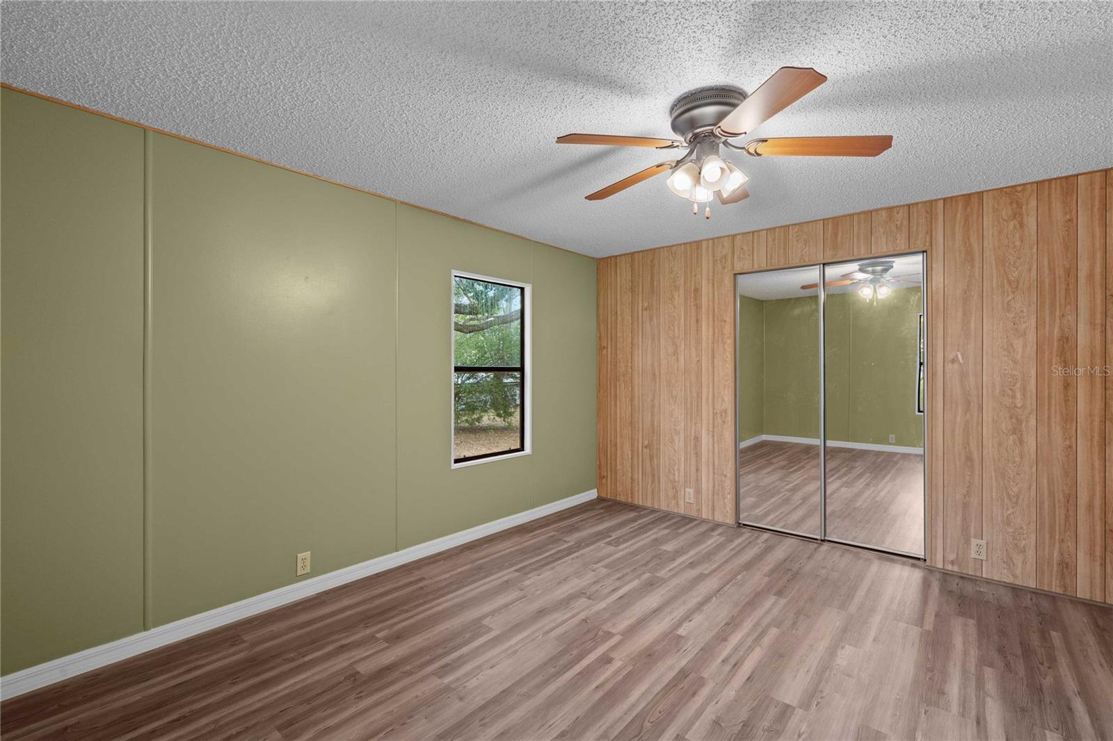 SUNBURST HILLS SUB - Residential