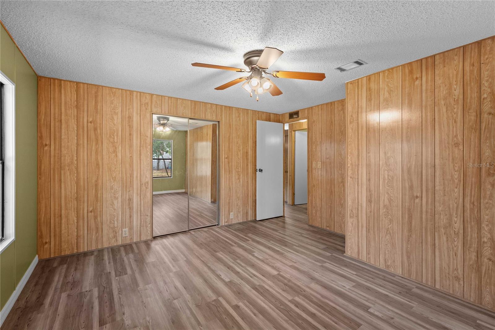 SUNBURST HILLS SUB - Residential