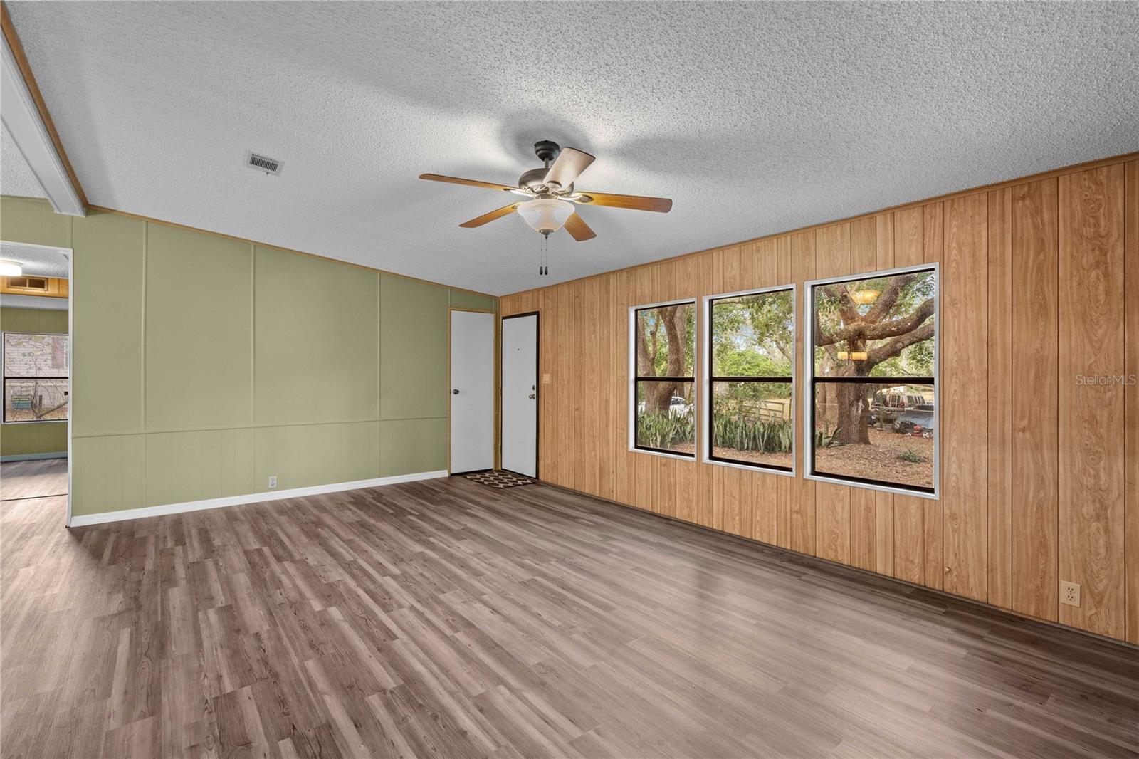 SUNBURST HILLS SUB - Residential