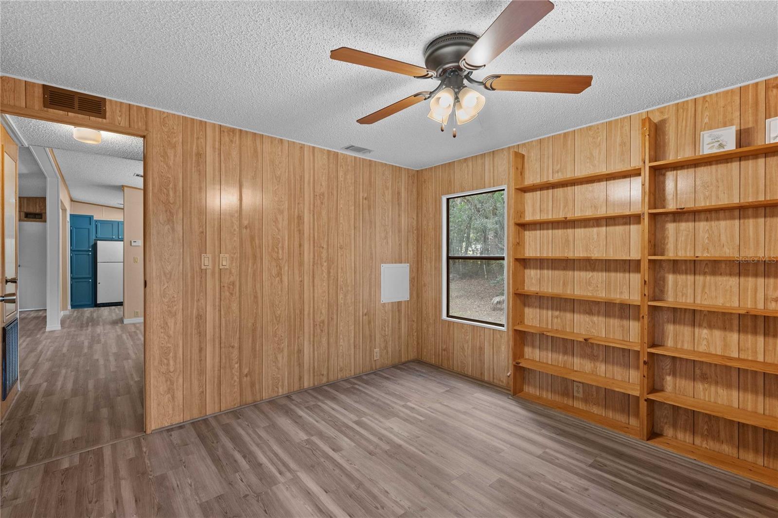 SUNBURST HILLS SUB - Residential