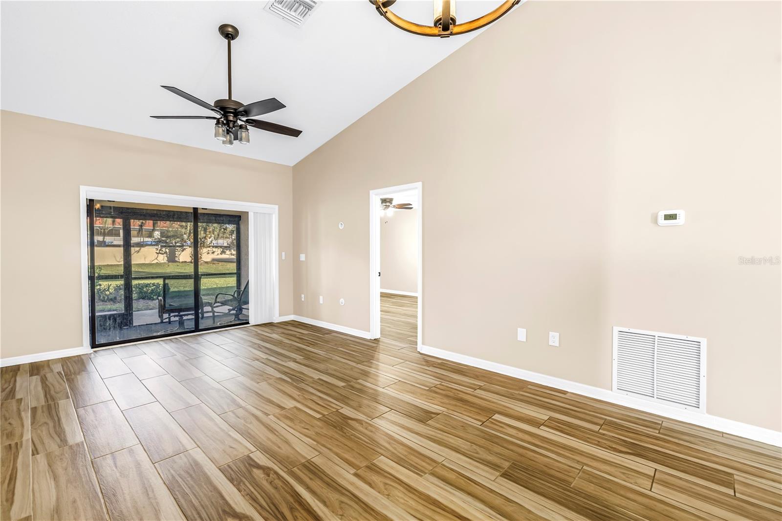 GARDENS AT PALM-AIRE COUNTRY CLUB I - Residential Lease