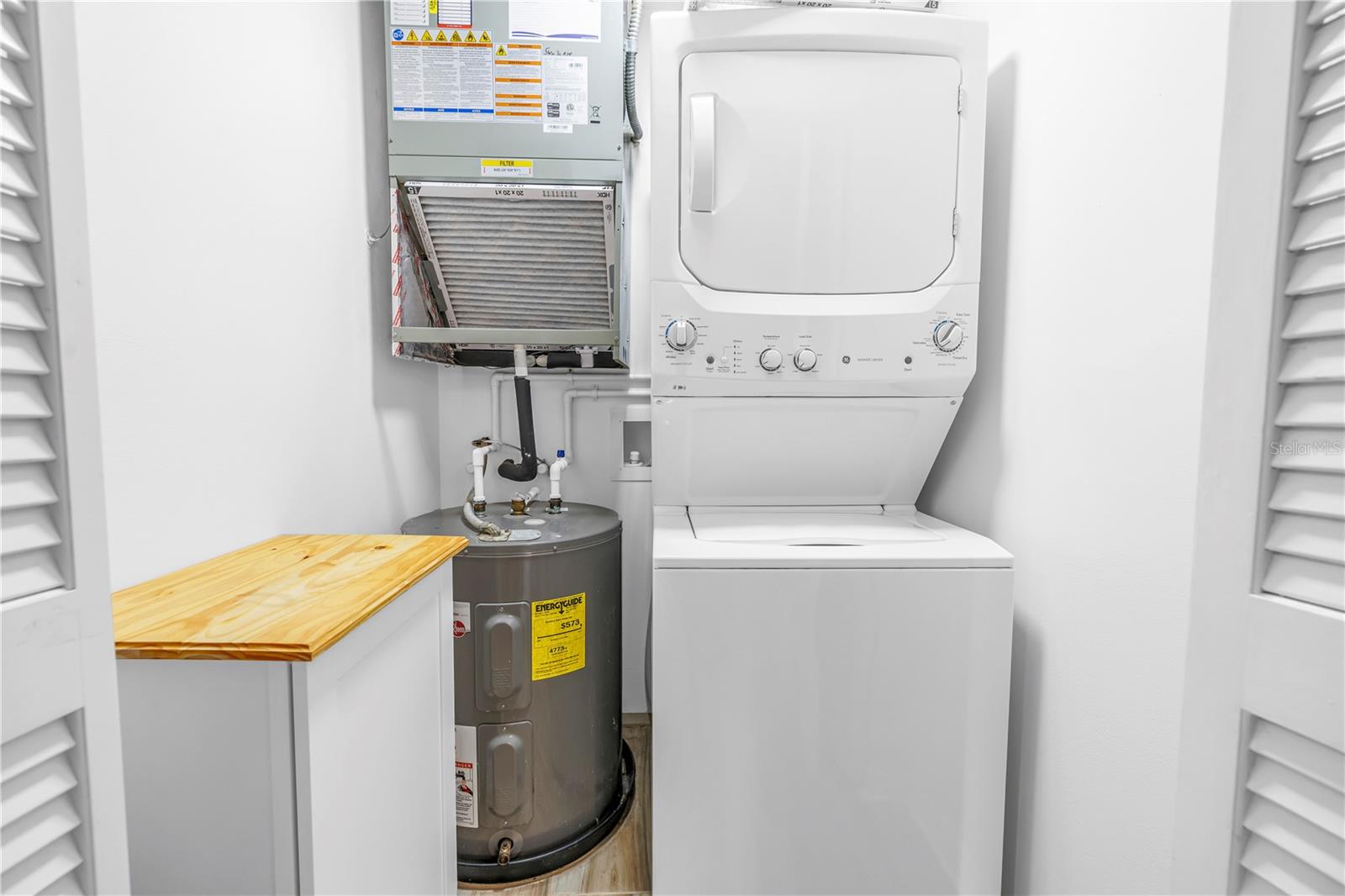 GARDENS AT PALM-AIRE COUNTRY CLUB I - Residential Lease