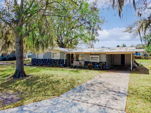 Photo of 126 Seville Road, Auburndale, FL 33823 (MLS # O6386599)