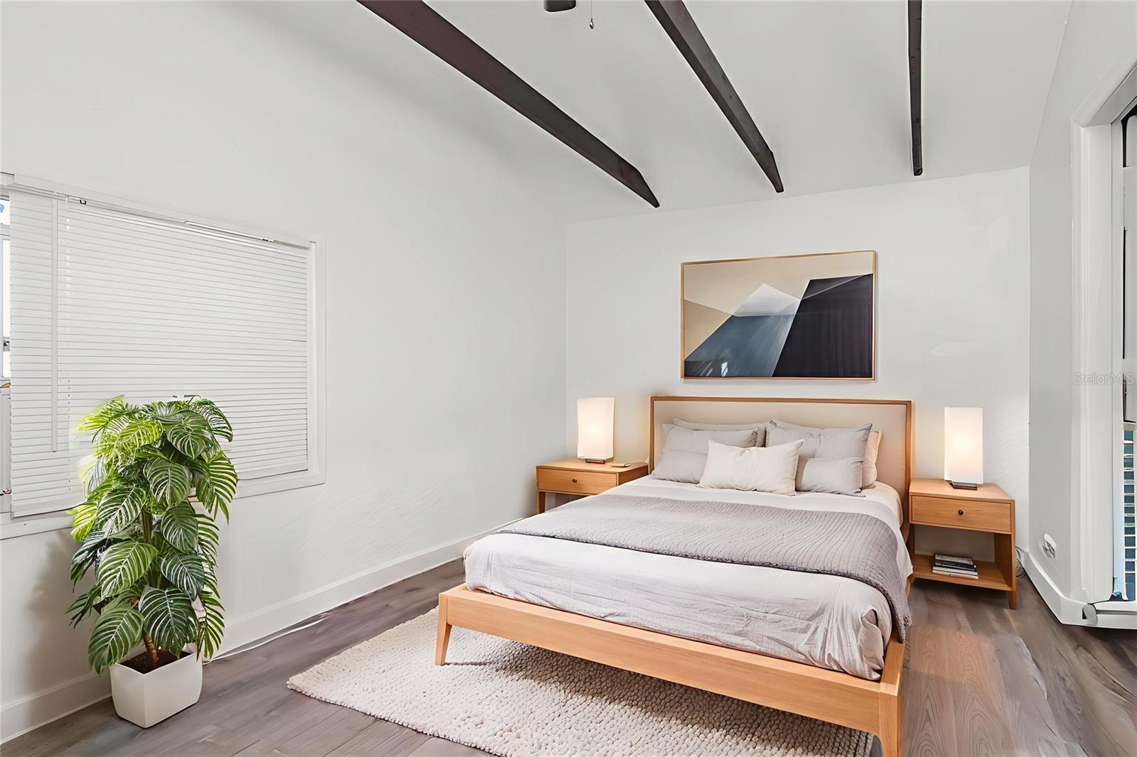 RIVERSHORES - Residential