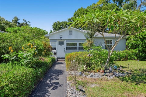 Photo of 924 32nd Street N, St Petersburg, FL 33713 (MLS # TB8558695)