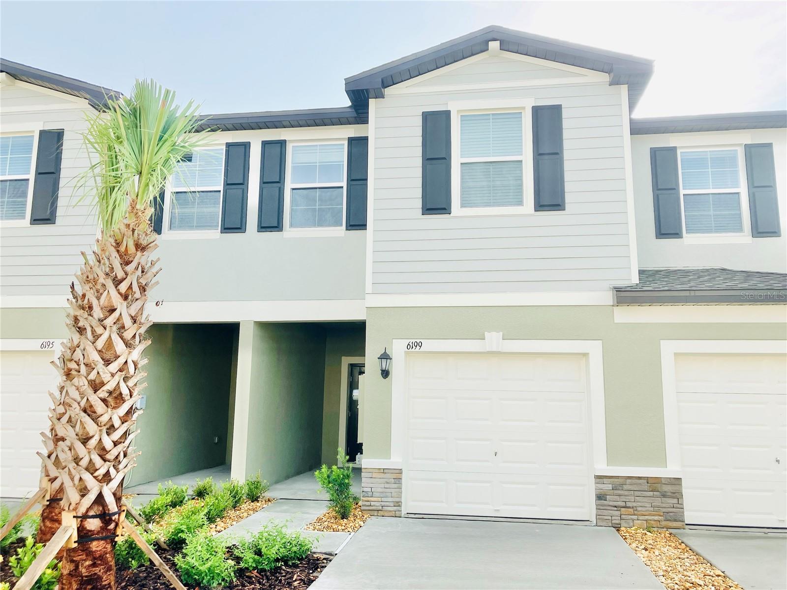 Experience the perfect blend of modern living and comfort in this stunning 3-bedroom, 2.5-bath townhouse with a 1-car garage and peaceful pond views, nestled within a gated community.
This newly built home offers access to a sparkling community pool, and internet is included in the rent for added convenience. Ideally located in the heart of Land O' Lakes, you're just minutes from top-rated schools, premier shopping, and the airport.
Don’t miss the opportunity to live in this exceptional home in a prime location!
